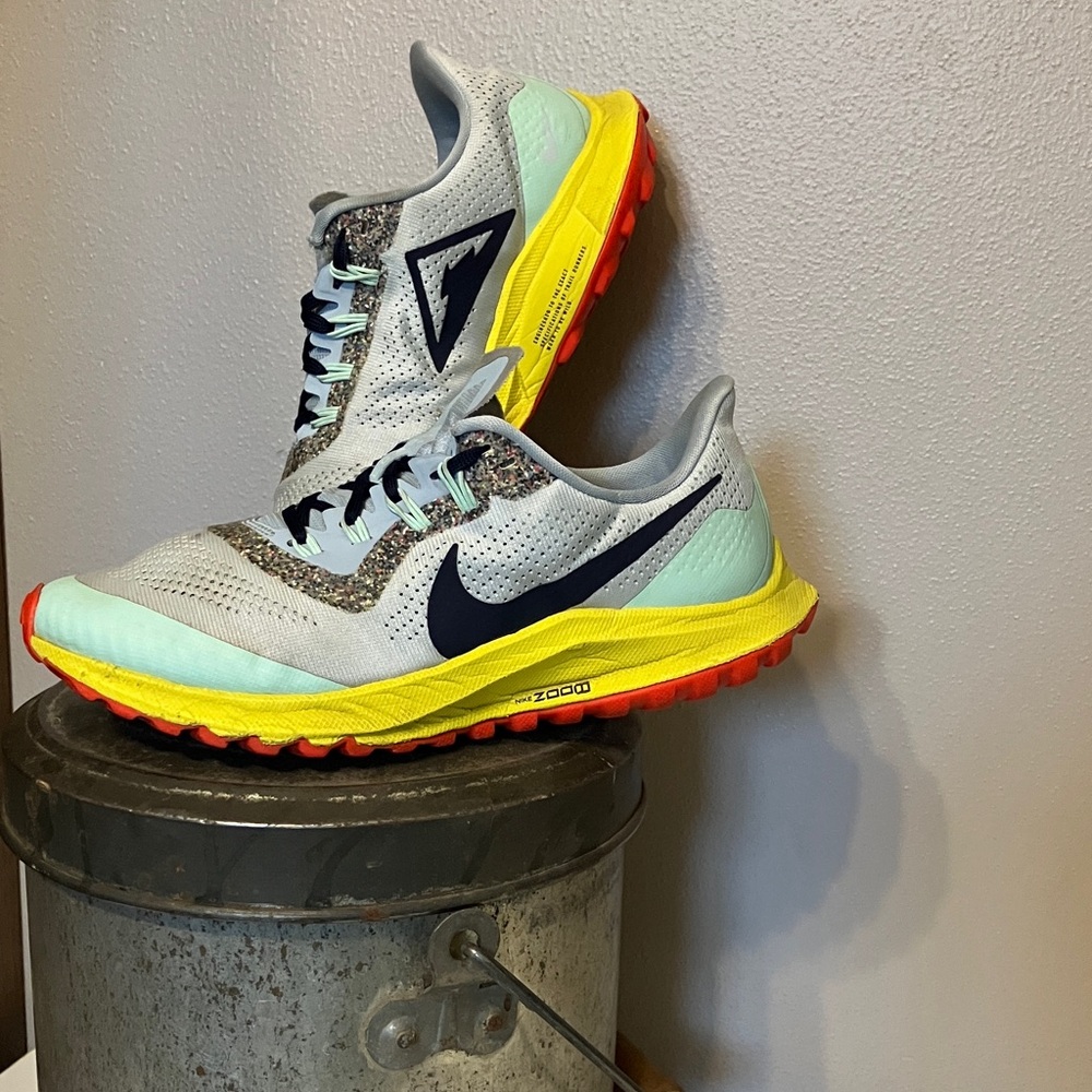 Nike Women's Athletic Shoes - Light Blue and Yellow
